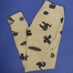 Forever 21 Grey Printed Leggings